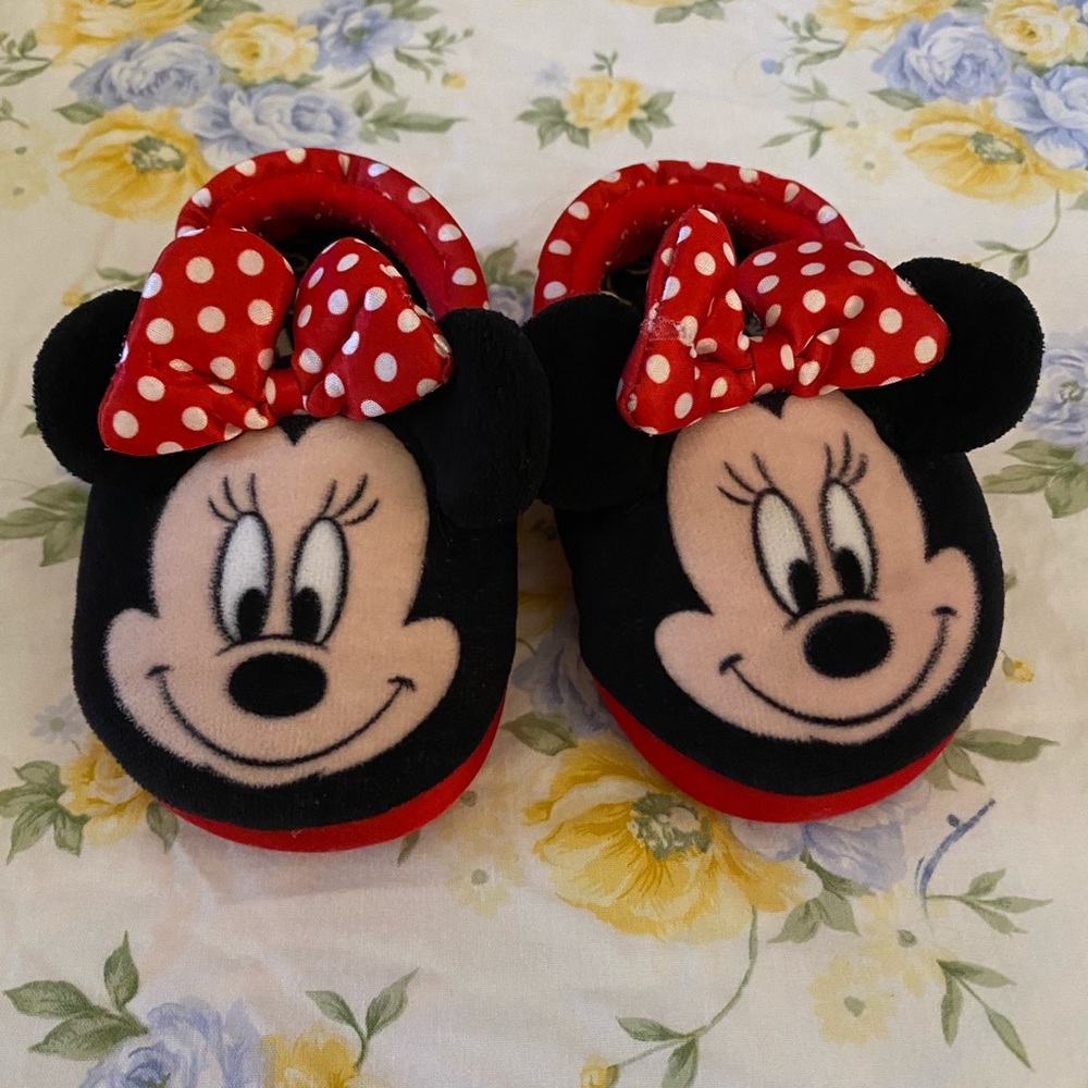 Minnie Mouse Toddler Slippers
